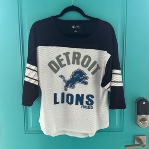 Detroit Lions women’s half sleeve jersey size Large